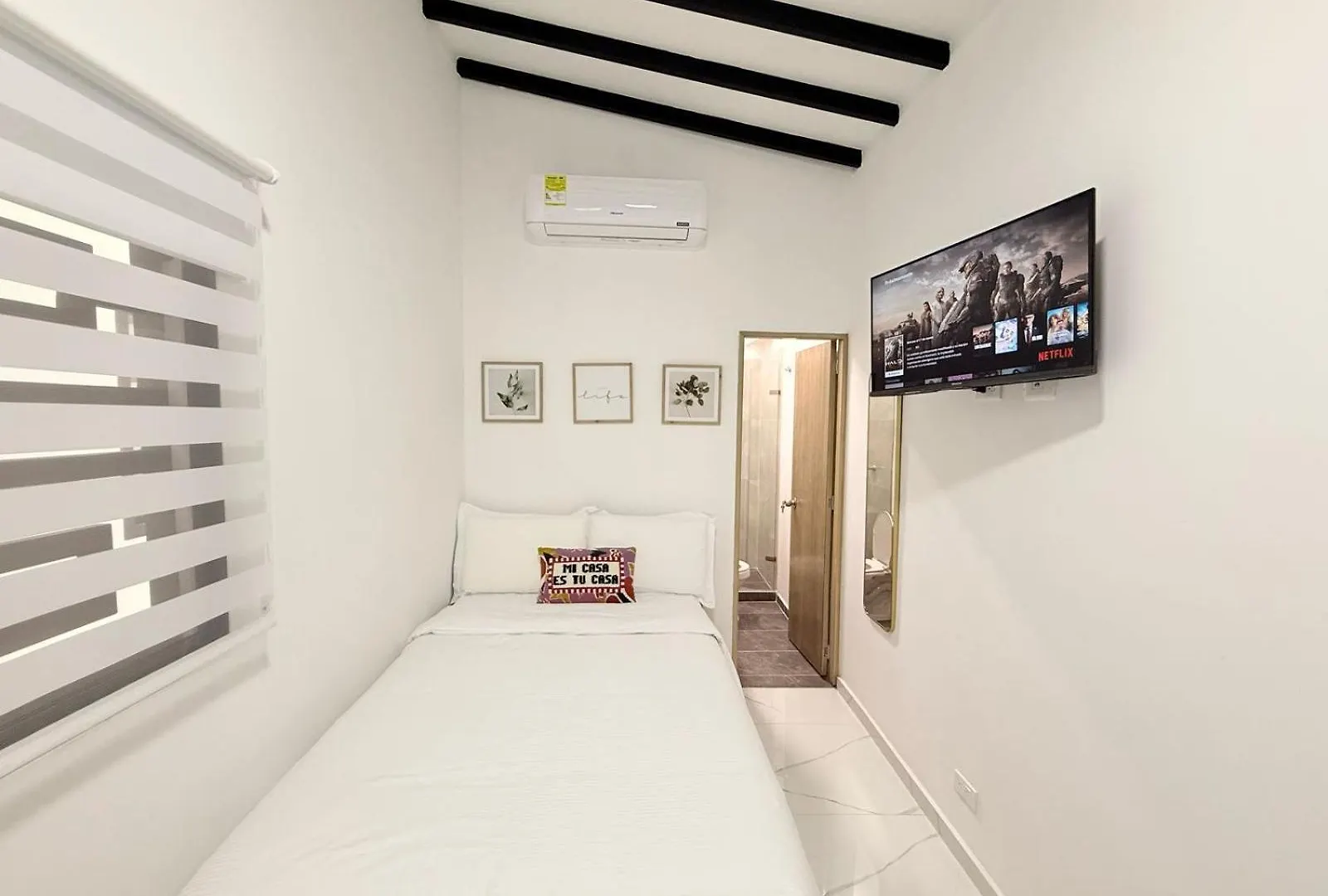Aparta Estudio 204 - Casa Bendita Medellin Apartment